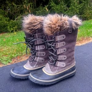 Sorel Joan of Arctic Waterproof Boots size 9